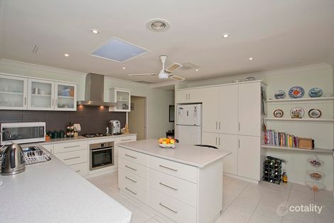 Property photo of 6 Camira Place Gooseberry Hill WA 6076