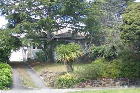 Property photo of 10 Carrick Street Mont Albert VIC 3127