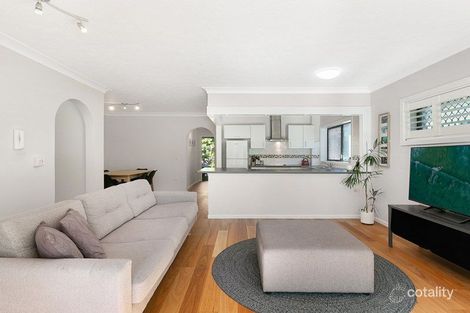 Property photo of 20 First Avenue Broadbeach QLD 4218