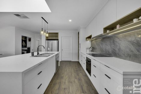 Property photo of 3 Sarakos Circuit Wangaratta VIC 3677
