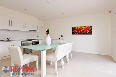Property photo of 9 Dixon Lane Mawson Lakes SA 5095