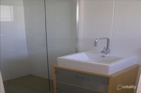 Property photo of 4/15 Cyril Street Camp Hill QLD 4152