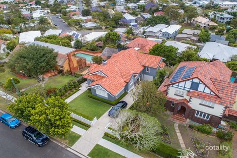 Property photo of 28 Percival Terrace Holland Park QLD 4121