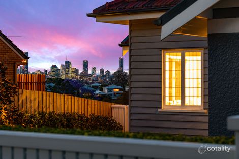Property photo of 28 Percival Terrace Holland Park QLD 4121
