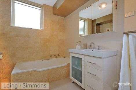 Property photo of 6/15 Edgeworth David Avenue Hornsby NSW 2077