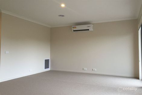 Property photo of 13 Marot Way Mernda VIC 3754