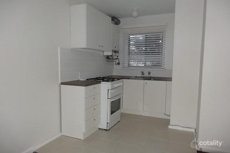 Property photo of 18/82-84 Beaconsfield Parade Albert Park VIC 3206