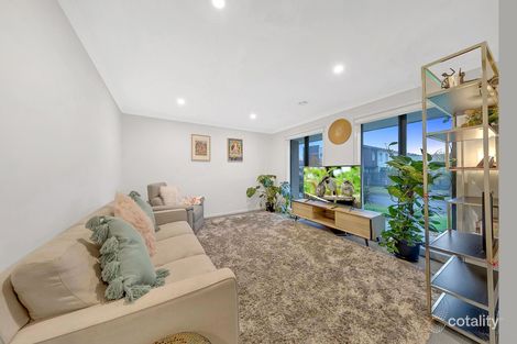 Property photo of 4 Mackenzie Drive Wollert VIC 3750