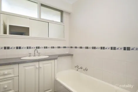 Property photo of 31 Roberts Street Frankston VIC 3199