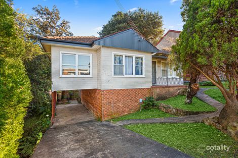 Property photo of 6 Pooraka Avenue West Wollongong NSW 2500
