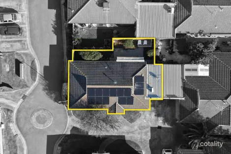 Property photo of 9/49 Oberon Drive Carrum Downs VIC 3201