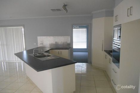 Property photo of 28 Deakin Avenue Lloyd NSW 2650