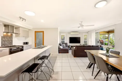 Property photo of 8 Dalray Drive Raceview QLD 4305