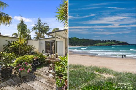 Property photo of 9 Honeyeater Way Coffs Harbour NSW 2450