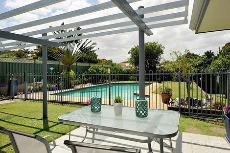 Property photo of 68 Queenscliffe Road Doubleview WA 6018