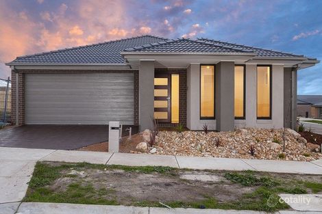 18 Shimar St, Clyde North, VIC 3978