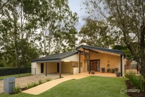 Property photo of 27 Scenic Road Kenmore QLD 4069