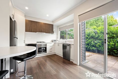 Property photo of 10 Prestige Close Mooroolbark VIC 3138