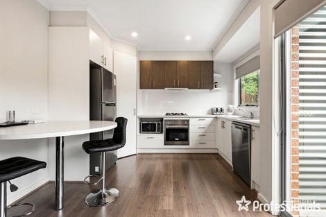 Property photo of 10 Prestige Close Mooroolbark VIC 3138