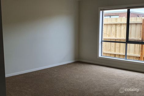 Property photo of 8 Verde Street Diggers Rest VIC 3427