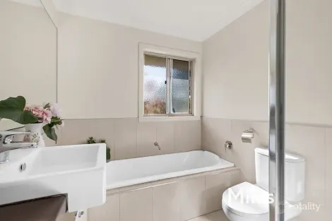 Property photo of 2 Liberty Parade Ivanhoe VIC 3079