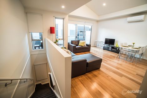 Property photo of 7 Erinvale Close Mooroolbark VIC 3138