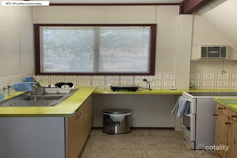 Property photo of 10 Lakeside Terrace Preston Beach WA 6215
