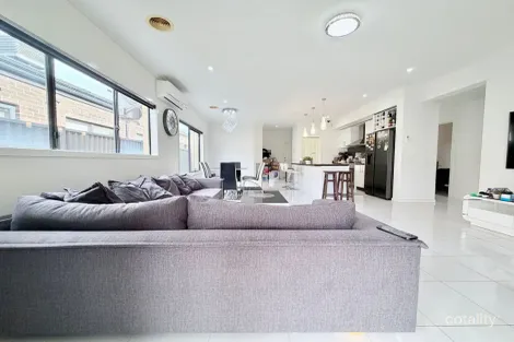 Property photo of 79 Lansdowne Parade Tarneit VIC 3029