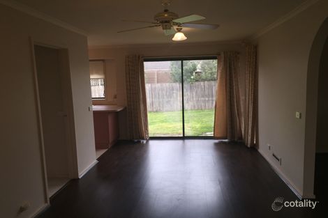 Property photo of 10 Onyx Court Narre Warren VIC 3805