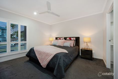 Property photo of 6 Desertrose Crescent Bridgeman Downs QLD 4035