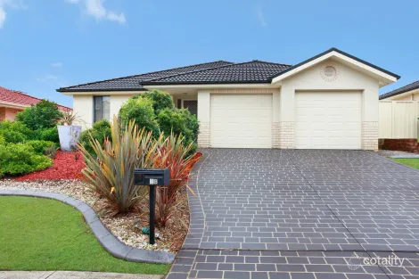 Property photo of 38 Skyhawk Avenue Hamlyn Terrace NSW 2259