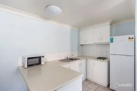 Property photo of 1/9 Uniplaza Court Kearneys Spring QLD 4350