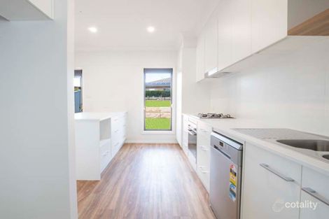 Property photo of 8 Lucy Place Raworth NSW 2321