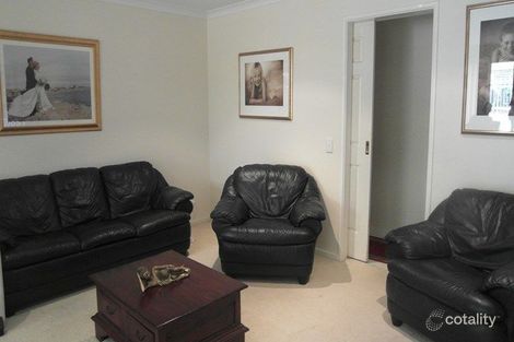 Property photo of 9 Greenpark Rise Bibra Lake WA 6163