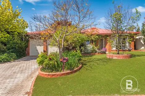 Property photo of 11 Maxwell Drive Golden Square VIC 3555