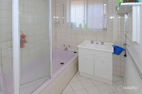 Property photo of 2 Shirley Street St Albans VIC 3021