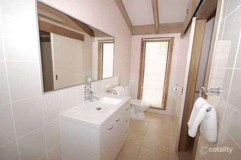 Property photo of 40 Lawrence Street Mooloolaba QLD 4557
