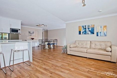 Property photo of 5 Redfern Close Thornlie WA 6108