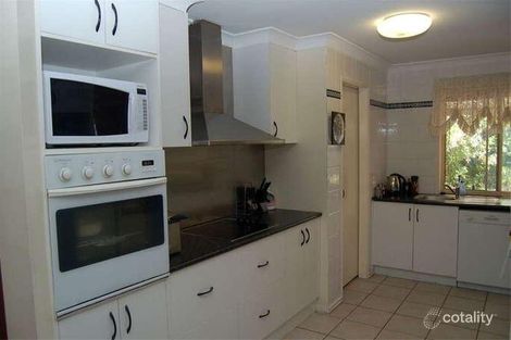 Property photo of 2 Lamberth Road East Heritage Park QLD 4118