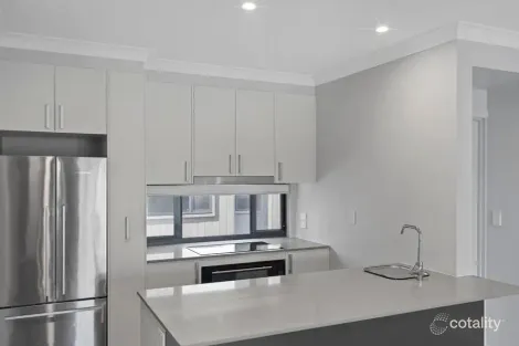 Property photo of 2/45 Murarrie Road Murarrie QLD 4172