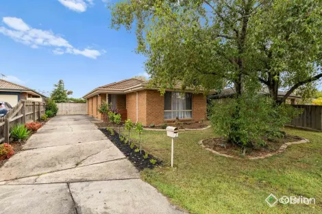 Property photo of 7 Benny Place Berwick VIC 3806