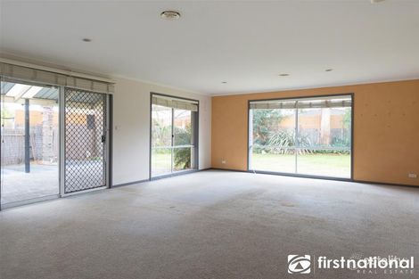 Property photo of 10 Robinswood Parade Narre Warren South VIC 3805
