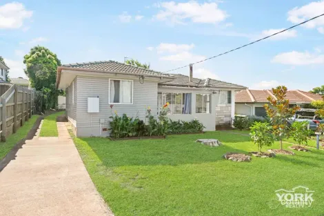 Property photo of 241 Mackenzie Street Centenary Heights QLD 4350