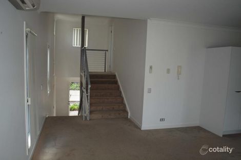Property photo of 7/19 Carina Peak Drive Varsity Lakes QLD 4227
