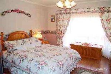 Property photo of 19 Mildara Close Woodcroft SA 5162