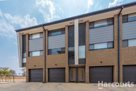 Property photo of 2/1 Bon Scott Crescent Moncrieff ACT 2914