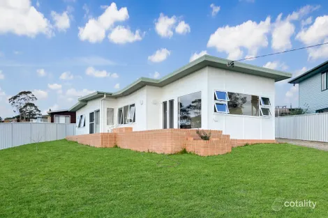 8 Helen Gr, St Helens, TAS 7216