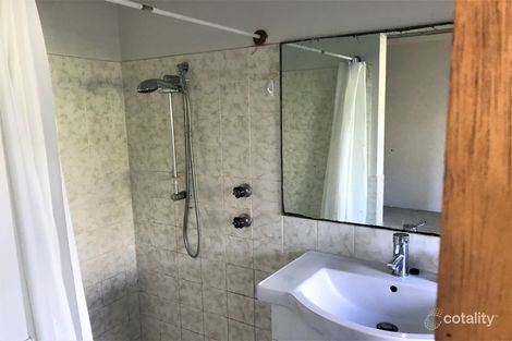 Property photo of 17A Alukea Avenue Point Clare NSW 2250