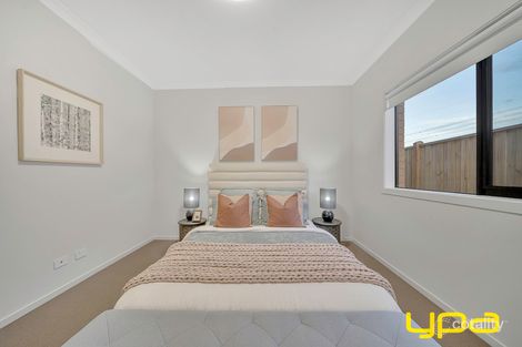 Property photo of 13 Chitwan Street Clyde North VIC 3978