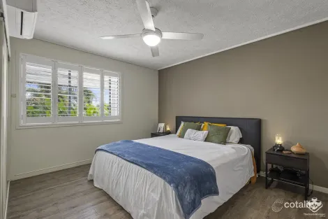 Property photo of 17/4 Grand Parade Parrearra QLD 4575